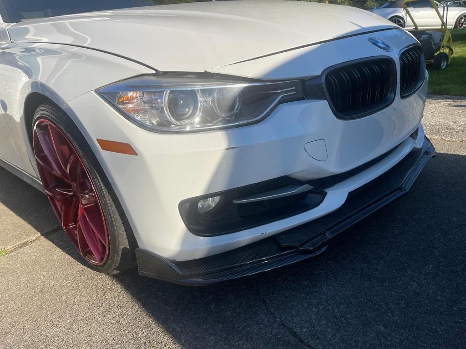 2012 ALPINE WHITE /Coral Red w/Black Highlight, Dakota Leather Seat BMW 328I SPORT SPORT PREMIUM (WBA3A5C51CF) with an 2.0L engine, Automatic transmission, located at 1505 S 356th St., Federal Way, WA, 98003, 47.282051, -122.314781 - M-Series Suspension, 8-Speed Sport DCT, Automatic w/Manual Shift Transmission. Installed a re-built motor with 63K miles, car has 106K. 2.0-liter, dual overhead cam (DOHC), 16-valve, 240-horsepower inline 4-cylinder engine with aluminum engine block, Twin-Power Turbo technology, high precision dir - Photo #10