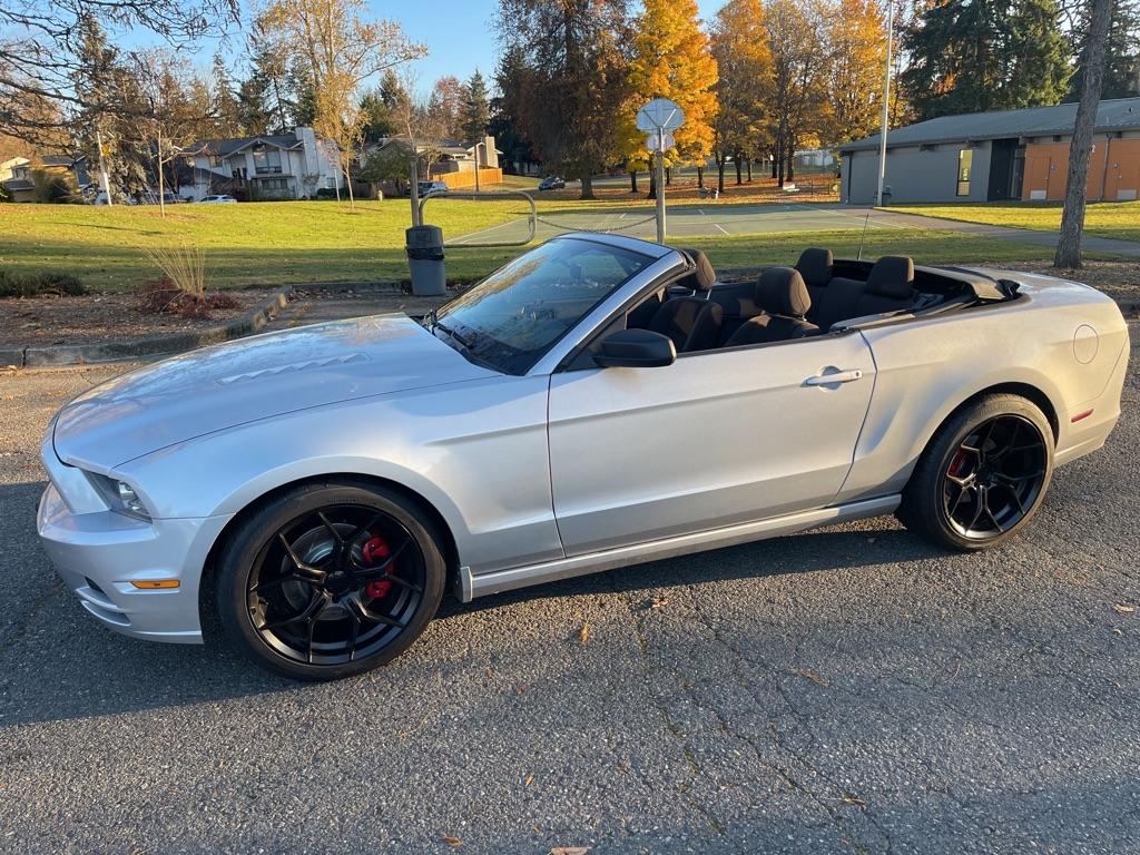 photo of 2013 Ford Mustang V6 Convertible