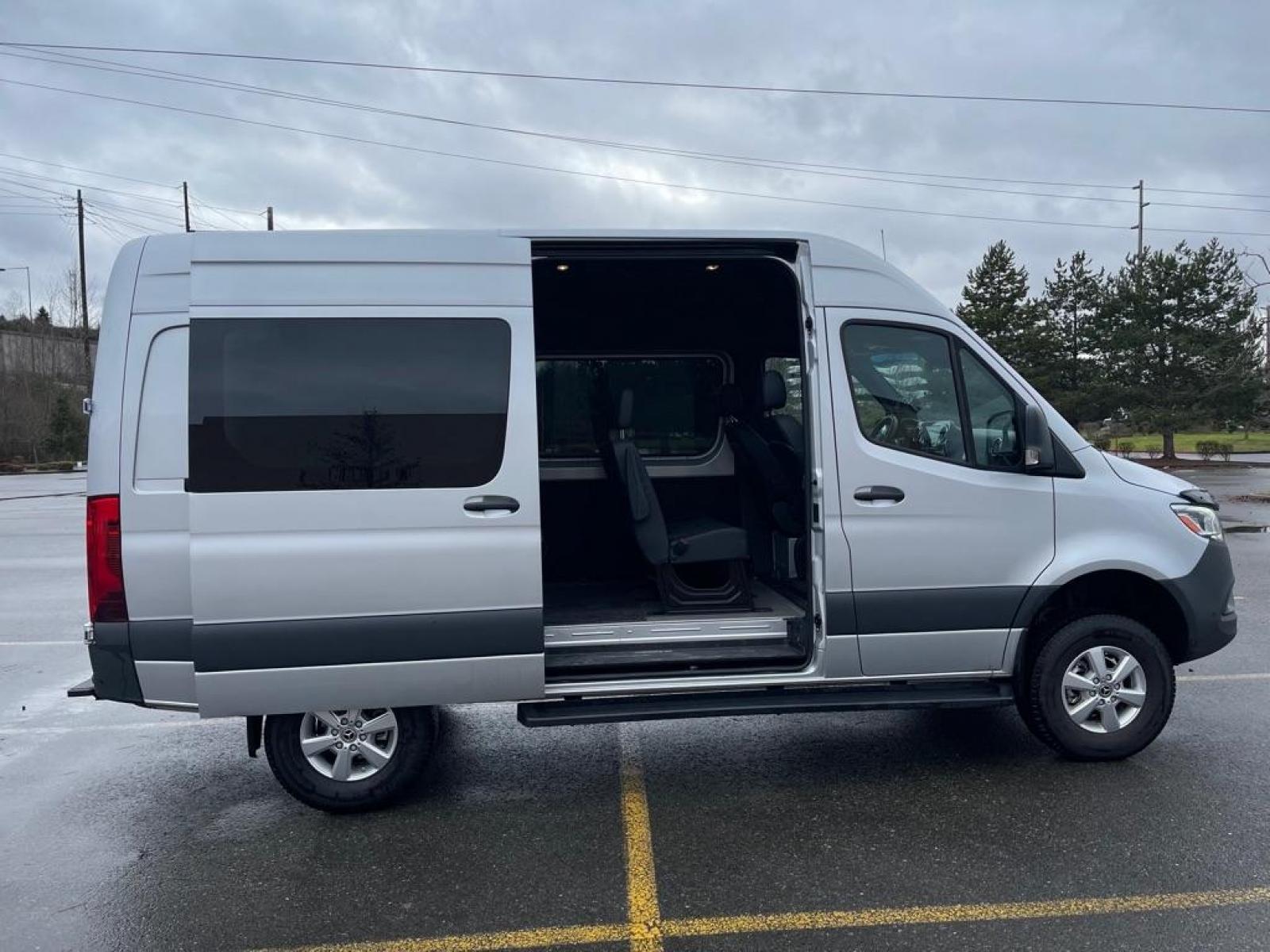 2021 IRIDIUM SILVER METALLIC /GRAY MERCEDES-BENZ SPRINTER CREW 2500 HIGH ROOF V6 144''WB, 4WD (W1W4EBVY9MT) with an 3.0L engine, Automatic transmission, located at 1505 S 356th St., Federal Way, WA, 98003, 47.282051, -122.314781 - THIS IS A HIGH ROOF MODEL!!!!!!! Standing height is 6'3'' inside. One Owner-CUSTOM BUILT FOR ONLY $89,999! You will not find a 4x4 TURBODIESEL V6, with a HIGH ROOF model like this with TOW and DRIVER ASSIST PACKAGES. Customization includes: Parking Package with 360 SURROUND-VIEW CAMER - Photo #10